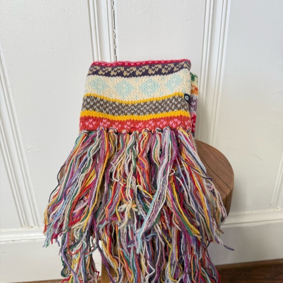 Vintage GAP 100% Wool Multicolor Patterned Fringe Throw Scarf - Picture 3 of 7